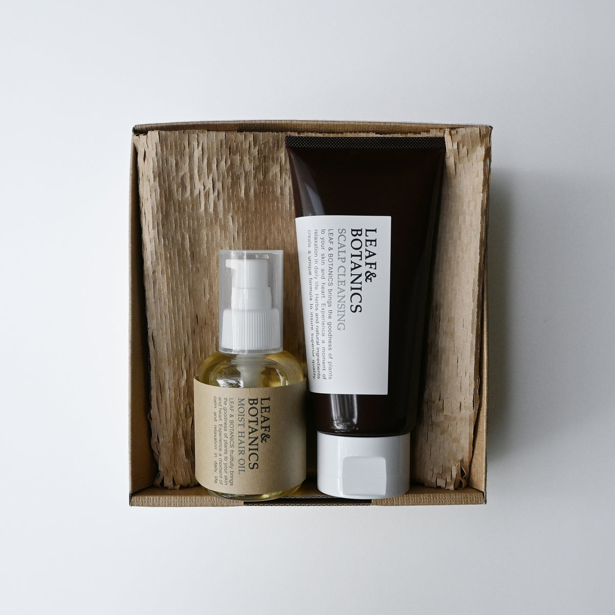 gifts of Scalp cleanser and Moist hair oil